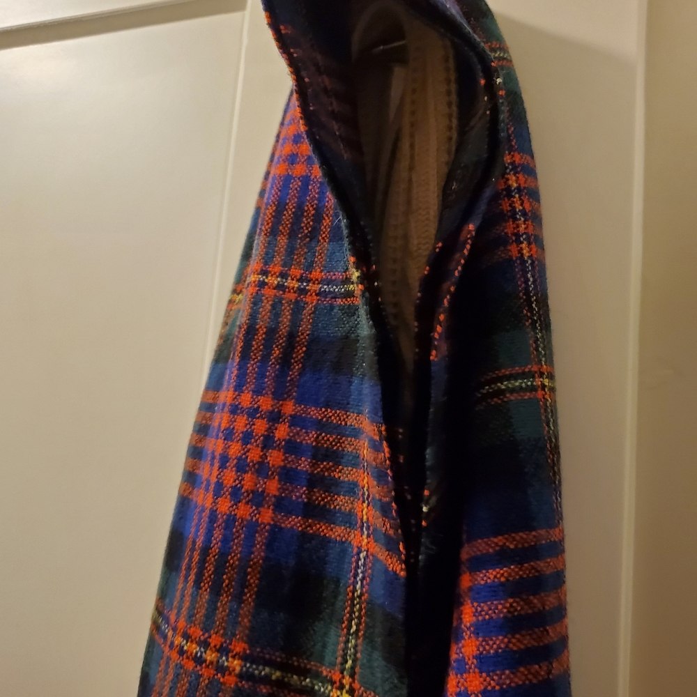 Handwoven scarf